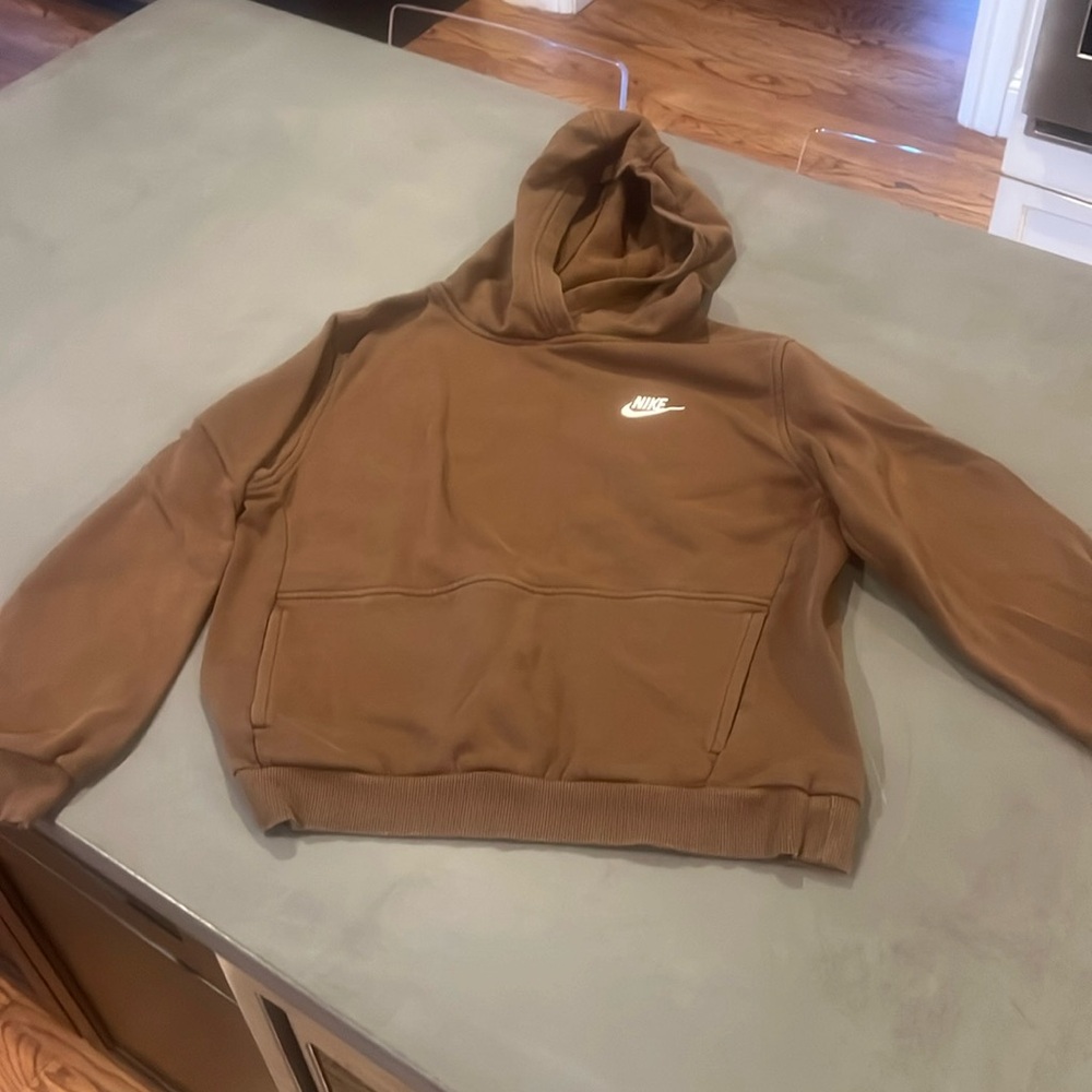 Nike brown hooded sweatshirt.  Size youth xl